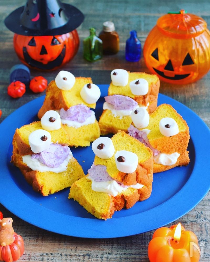 カボチャシフォンdeモンスター。紫芋ダブルクリーム