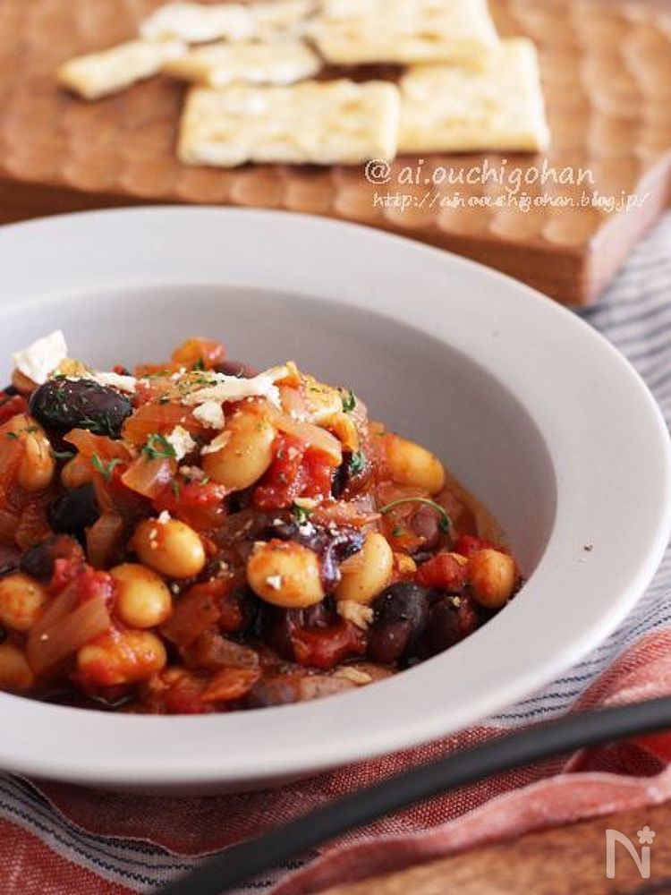 肉なしでも満足間違いなし。W豆のゆるベジチリコンカン