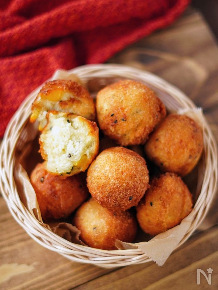 余った栗きんとんで
ふわもち豆腐おさつドーナツ