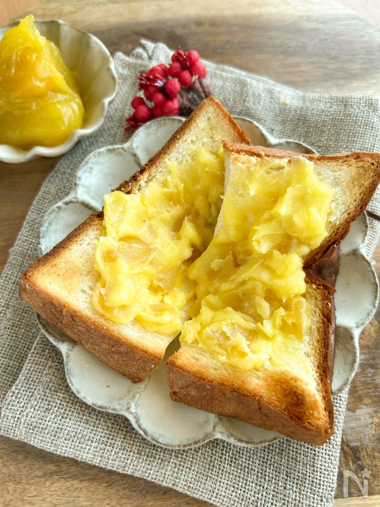 栗きんとんとクリームチーズのトーストおせちリメイク